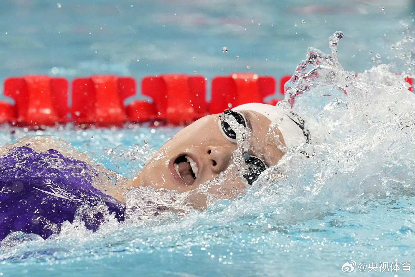 游泳女子米混合泳：中国选手夺冠